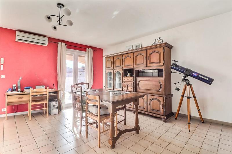 Villa - 90 m² - 4 pièces