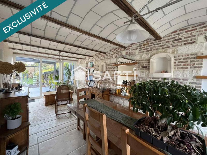 Maison - 200 m² - 8 pièces