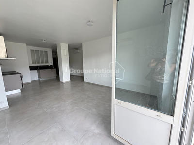 Appartement - 94 m² - 4 pièces