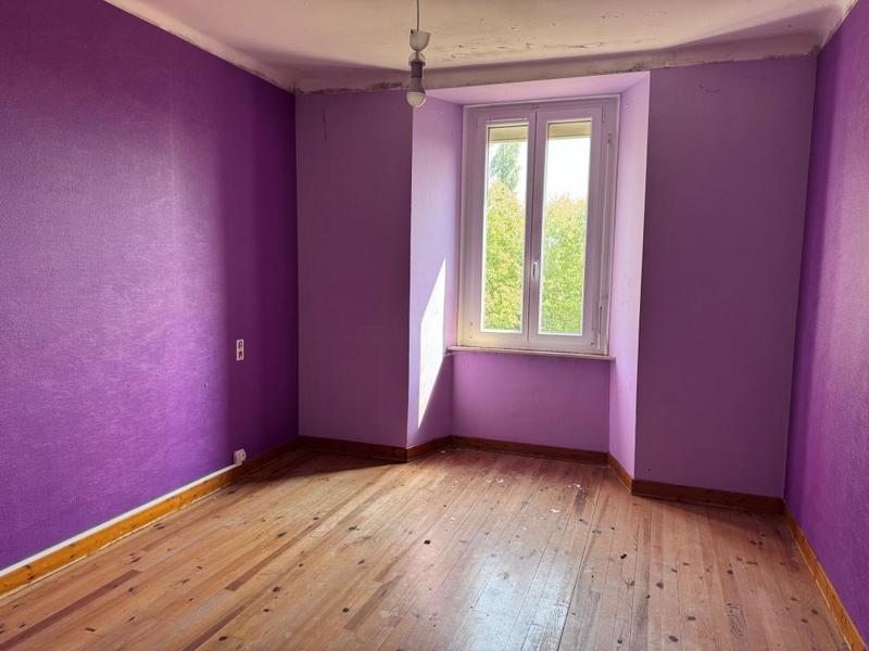 Maison - 237 m² - 8 pièces