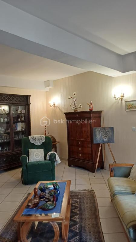 Appartement - 300 m² - 9 pièces