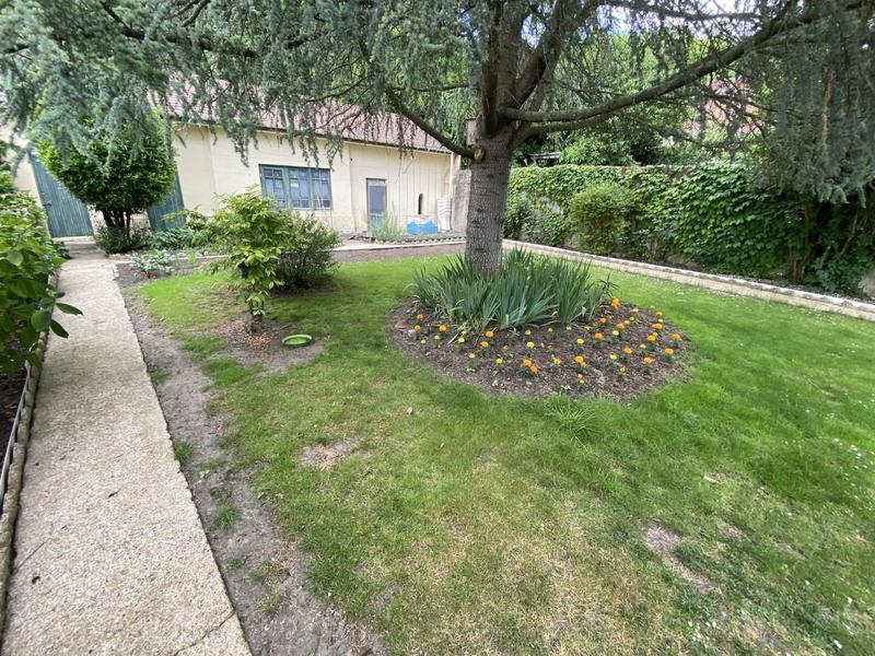 Maison ancienne - 151 m² - 8 pièces