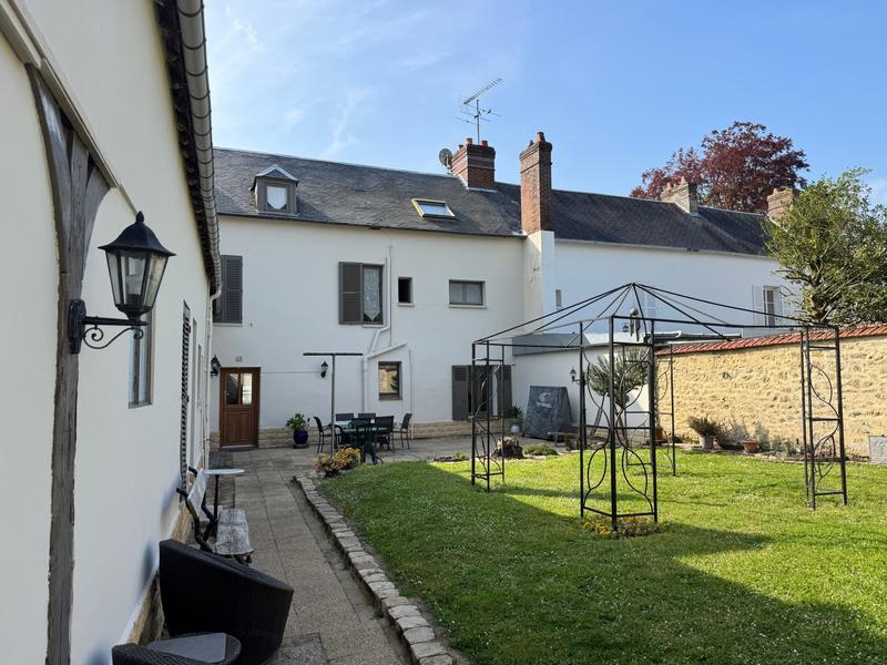 Maison ancienne - 194 m² - 7 pièces