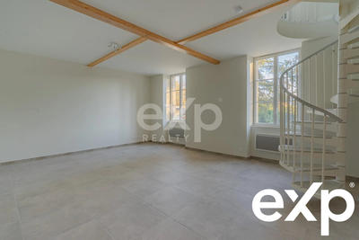 Appartement - 90 m² - 4 pièces