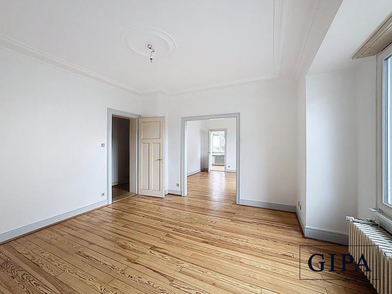 Maison ancienne - 183 m² - 7 pièces