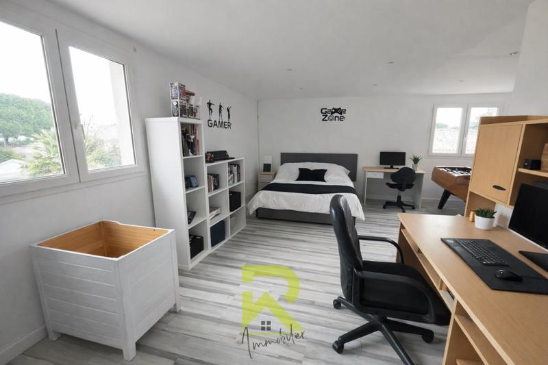 Villa - 187 m² - 5 pièces