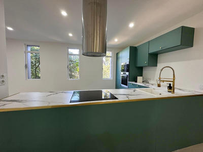 Appartement - 205 m² - 5 pièces