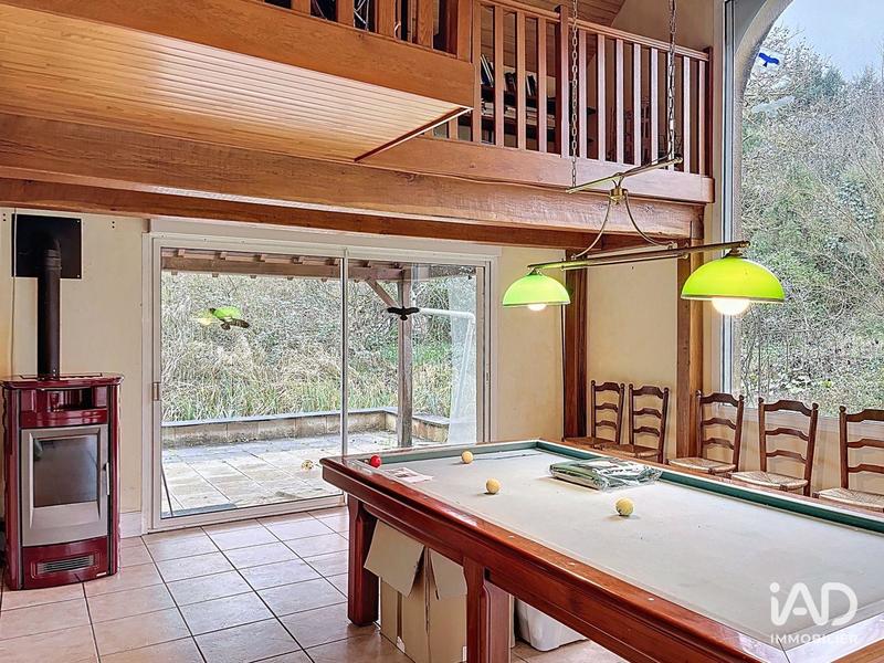 Maison - 310 m² - 6 pièces