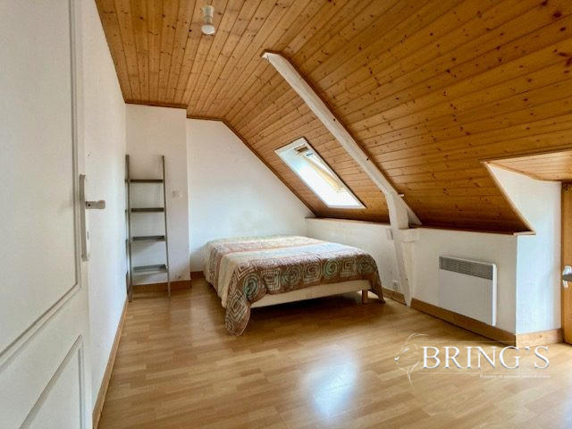 Maison - 167 m² - 6 pièces