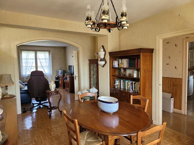 Maison - 97 m² - 5 pièces