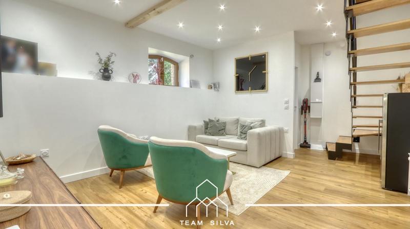 Maison - 140 m² - 5 pièces