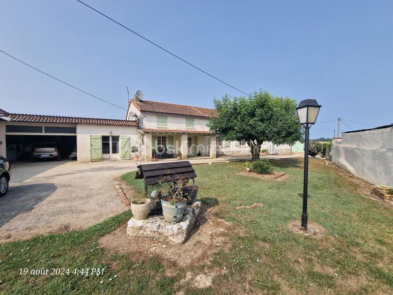 Longère - 213 m² - 6 pièces