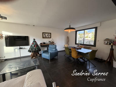 Maison - 97 m² - 5 pièces