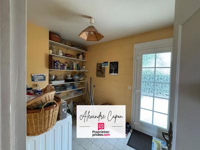 Maison - 163 m² - 8 pièces