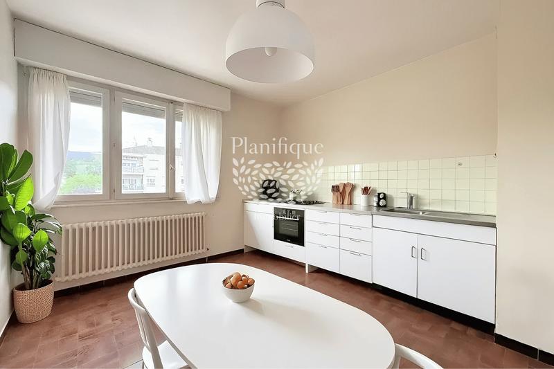 Appartement - 70 m² - 3 pièces