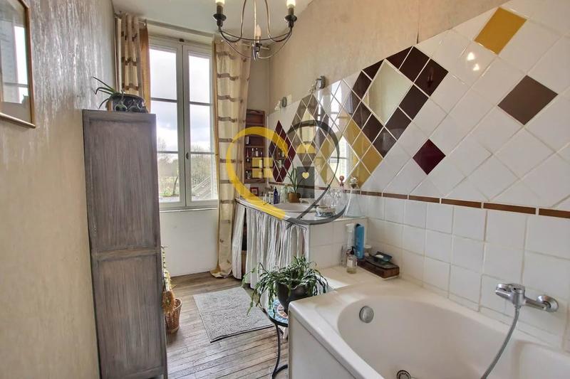 Maison bourgeoise - 222 m² - 8 pièces