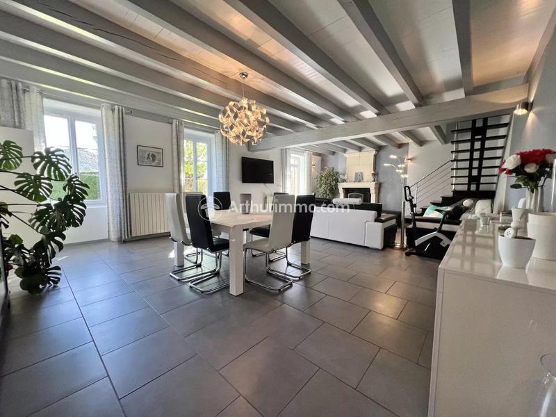 Maison - 165 m² - 5 pièces