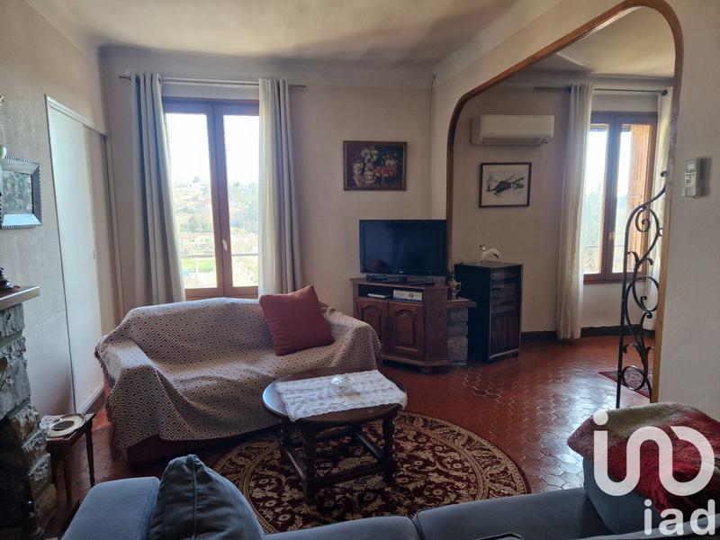 Maison de village - 360 m² - 10 pièces