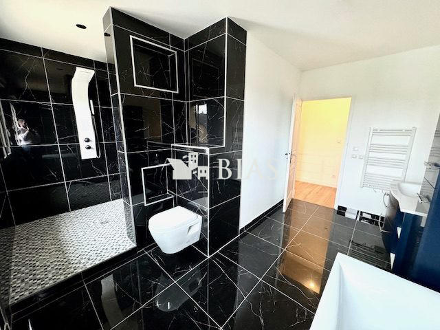 Maison contemporaine - 150 m² - 5 pièces