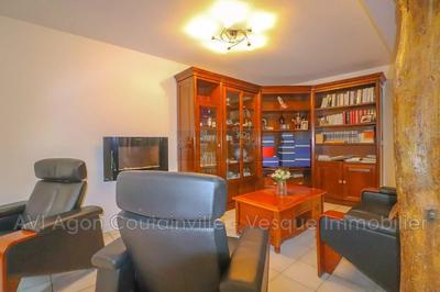 Maison - 288 m² - 15 pièces