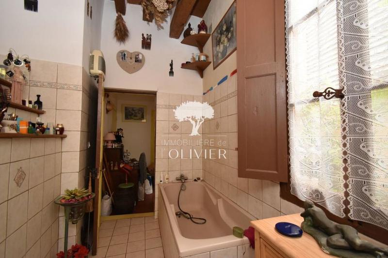 Maison - 445 m² - 10 pièces