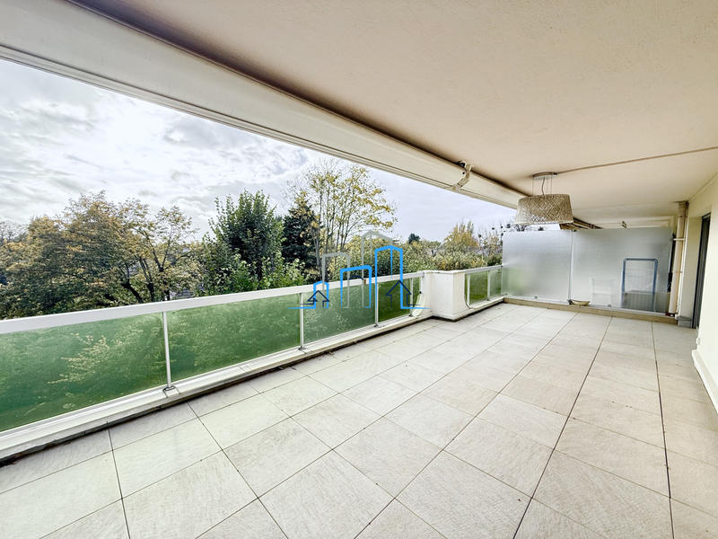 Appartement - 138 m² - 3 pièces