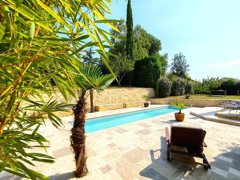 Maison - 155 m² - 6 pièces