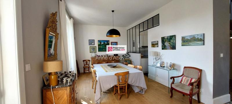 Maison - 190 m² - 8 pièces