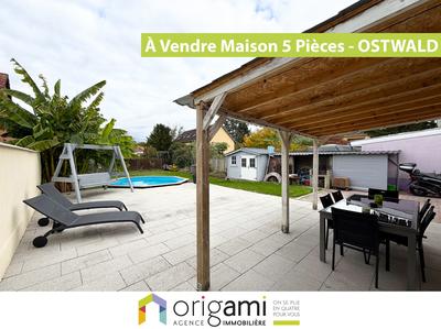 Maison - 98 m² - 5 pièces