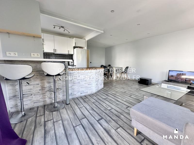 Chambre - 10 m² - 4 pièces