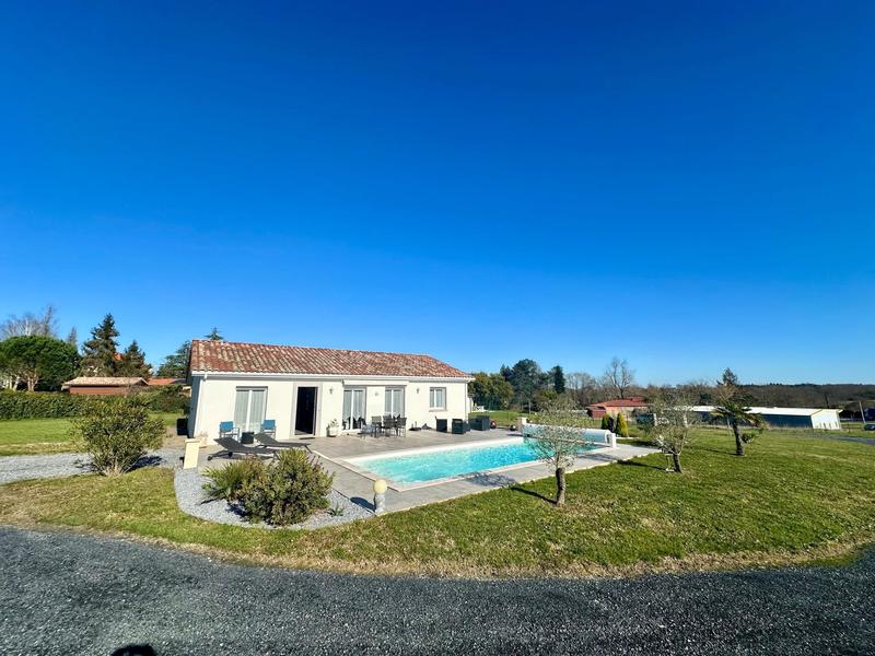 Maison - 105 m² - 5 pièces