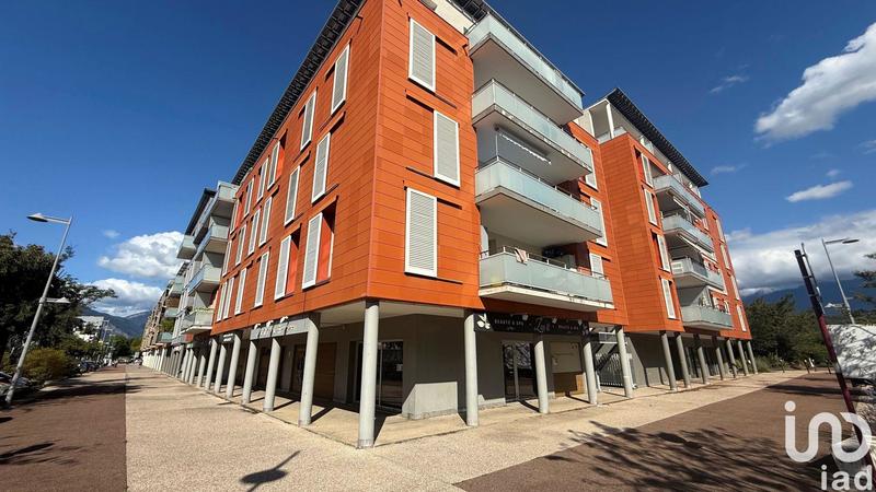 Local commercial - 136 m²