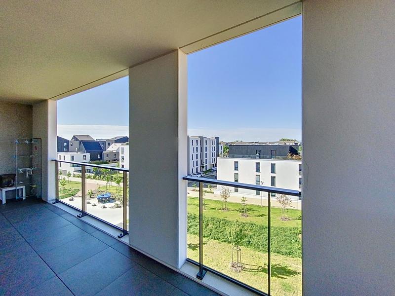 Appartement - 100 m² - 4 pièces