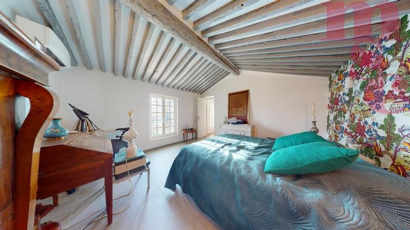 Maison - 185 m² - 7 pièces