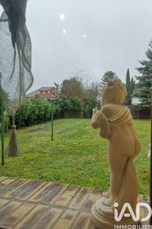 Maison - 195 m² - 9 pièces