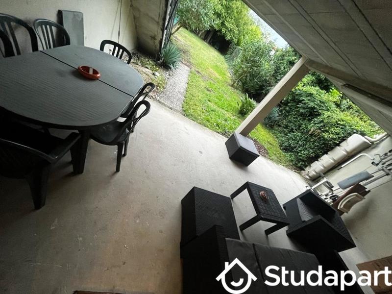 Chambre - 14 m² - 1 pièce