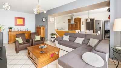 Maison - 190 m² - 7 pièces