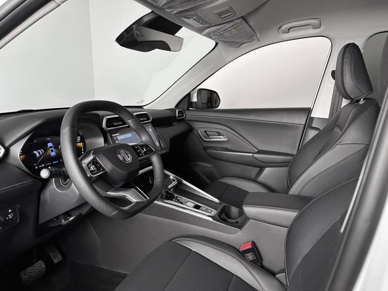 Mg Zs Hybrid+ Luxury 197ch 0km en Stock Garantie 2032 Cockpit Cuir Chauf Camera360 Regul Acc Carplay