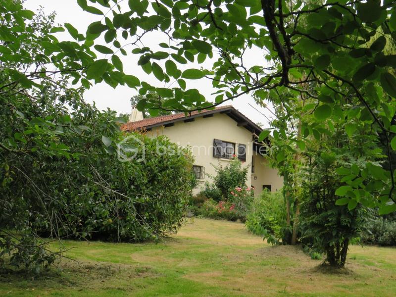 Maison - 162 m² - 7 pièces