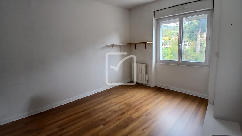 Maison - 156 m² - 8 pièces