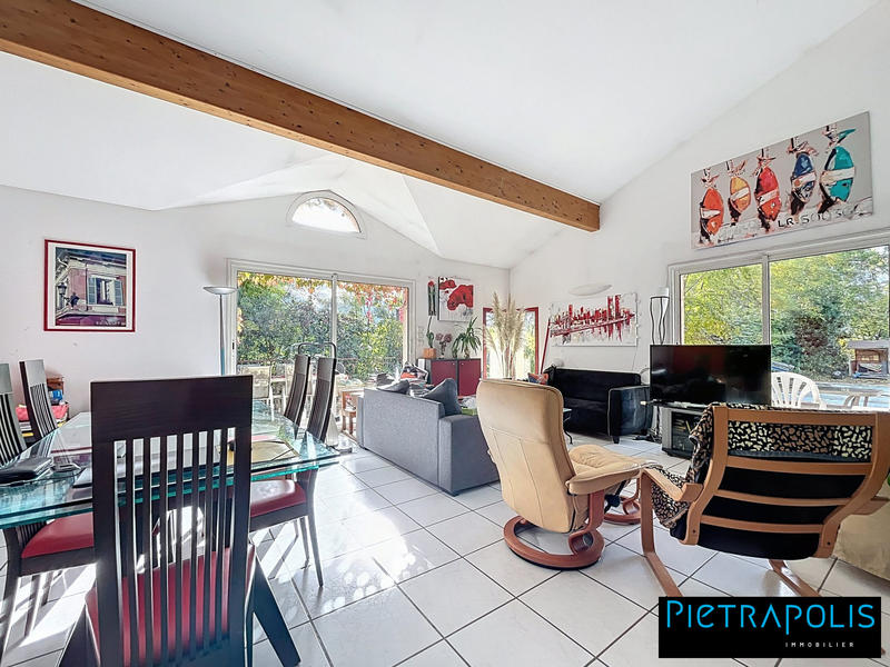 Maison - 143 m² - 7 pièces