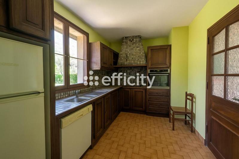 Maison - 150 m² - 5 pièces