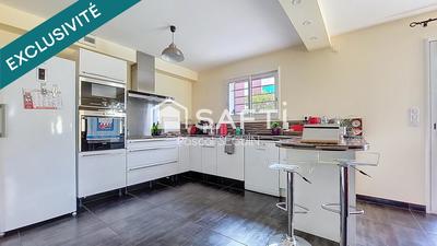 Maison - 105 m² - 5 pièces