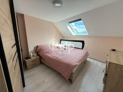 Maison - 98 m² - 7 pièces