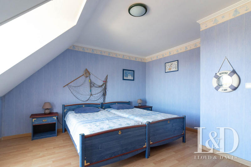 Maison contemporaine - 204 m² - 6 pièces