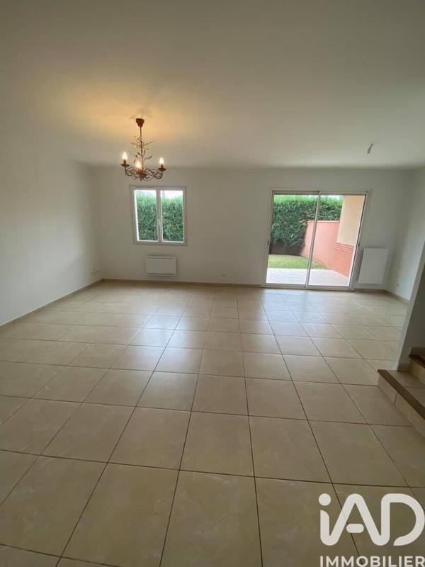 Maison - 93 m² - 5 pièces