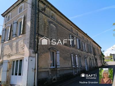 Maison - 282 m² - 8 pièces