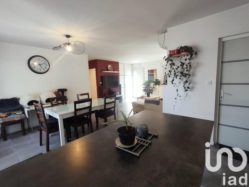 Maison - 93 m² - 5 pièces