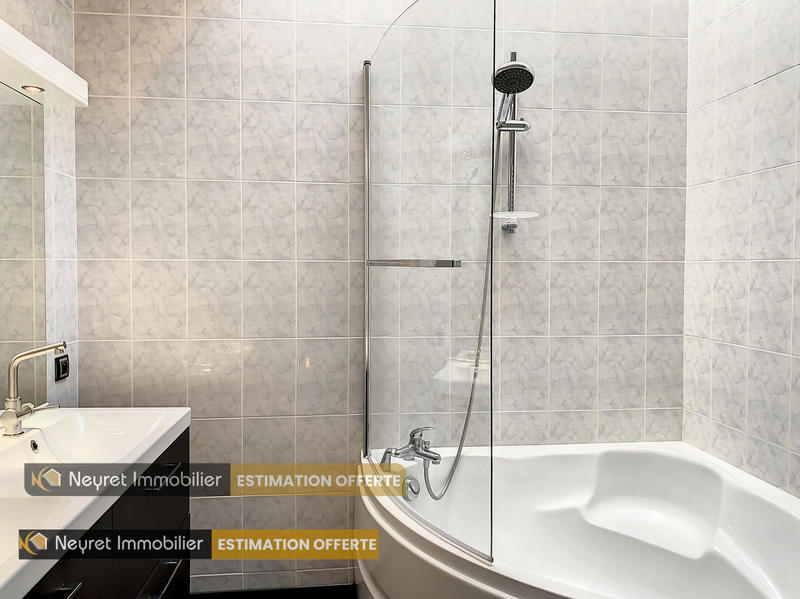 Duplex - 142 m² - 5 pièces