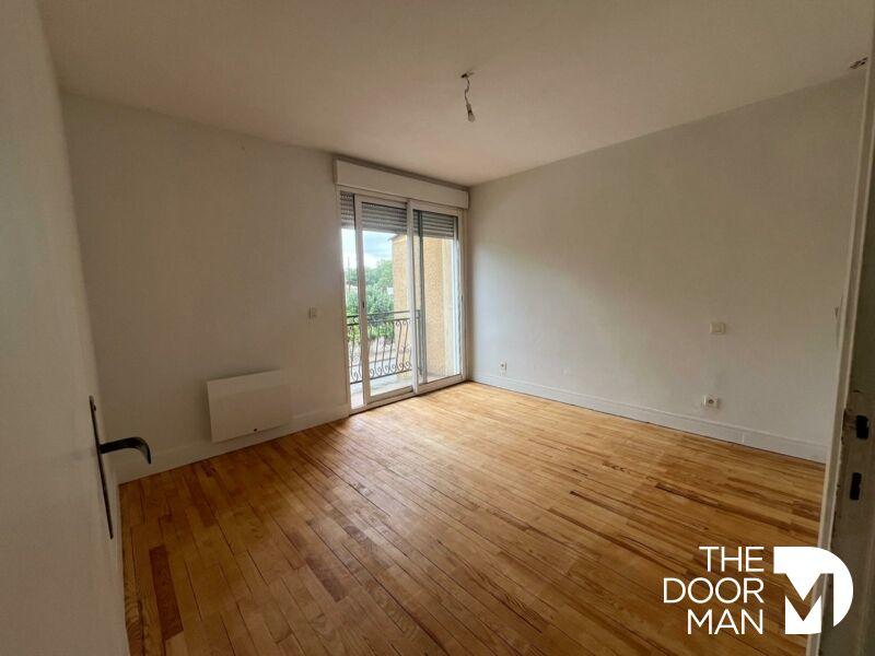 Maison jumelée - 86 m² - 5 pièces